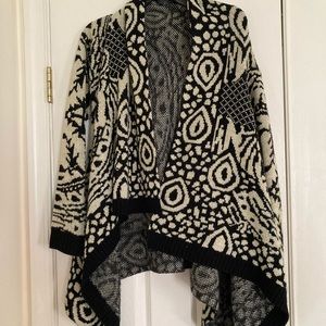 Black and gold cardigan wrap